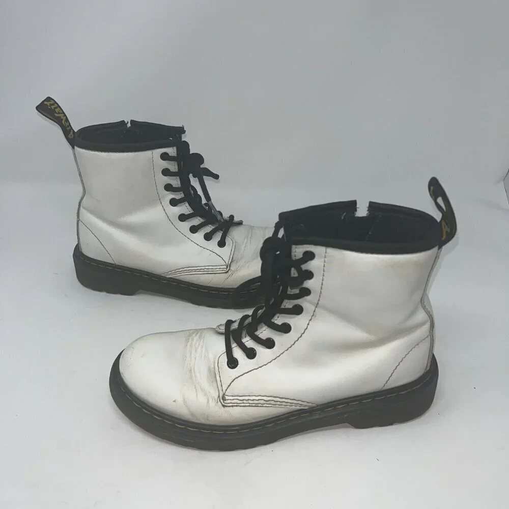Dr. Martens combat boots kids 3 white lace up pre-worn